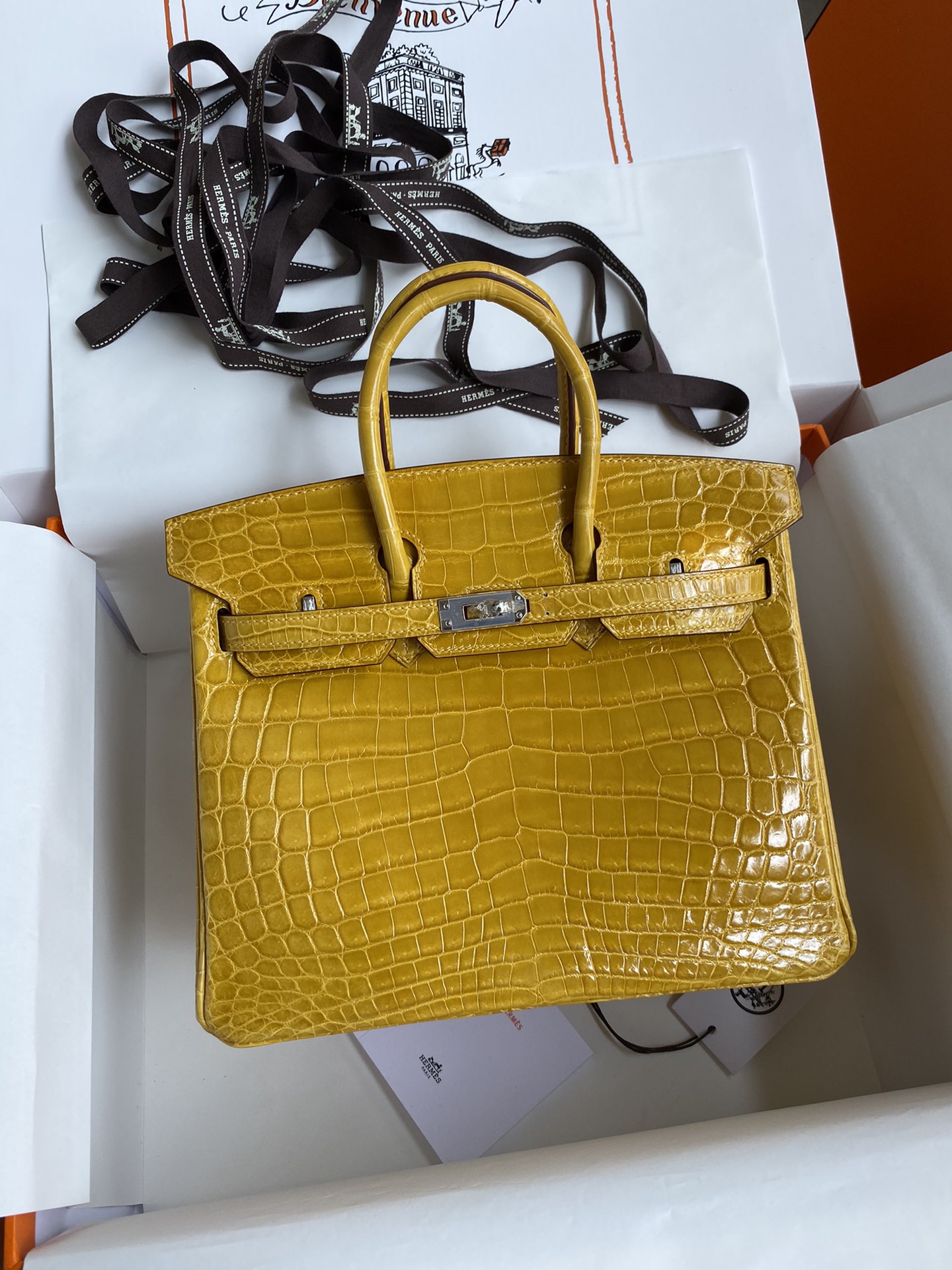 Hermes Birkin 25CM Handmade Bag In Craie Crocodile Niloticus Shiny Skin